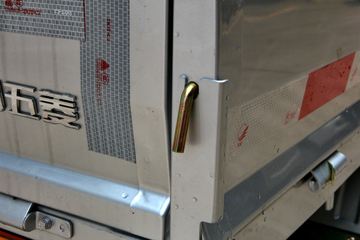 ���� �ٹ�С�� 1.2L 82���� ���� 2.71�׵���΢��(LZW1029BCYA)ͼƬ