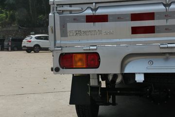 ���� �ٹ�С�� 1.2L 82���� ���� 2.71�׵���΢��(LZW1029BCYA)ͼƬ