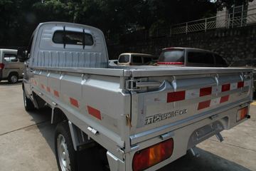 ���� �ٹ�С�� 1.2L 82���� ���� 2.71�׵���΢��(LZW1029BCYA)ͼƬ