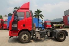 一汽解放 J6L中卡 220马力 4X2牵引车(CA4140P62K1E4)