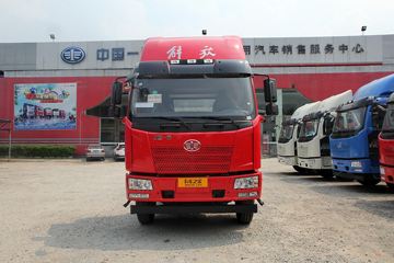 一汽解放 J6L重卡 畅行版 500马力 4X2 AMT自动挡牵引车(CA4180P66K24E6)