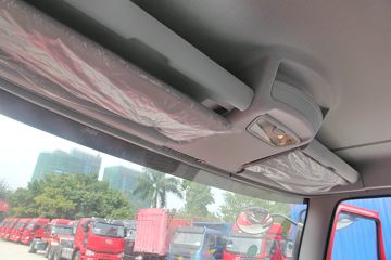 һ����� J6L�п� 220���� 4X2ǣ����ͼƬ