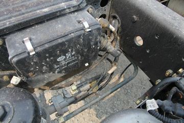 һ����� J6L�п� 220���� 4X2ǣ����ͼƬ