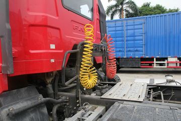 һ����� J6L�п� 220���� 4X2ǣ����ͼƬ