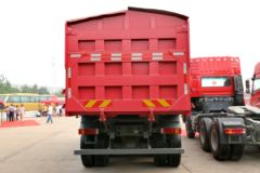 中国重汽 斯太尔M5G重卡 340马力 6X4 5.6米自卸车(ZZ3251N384GD1)