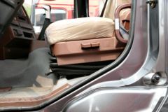 中国重汽 斯太尔D7B重卡 380马力 6X2牵引车(ZZ4253N27C1D1N)