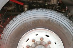 中国重汽 斯太尔M5G重卡 340马力 6X4 5.6米自卸车(ZZ3251N384GD1)