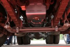 中国重汽 斯太尔D7B重卡 380马力 6X4牵引车(ZZ4253N3241D1BN)