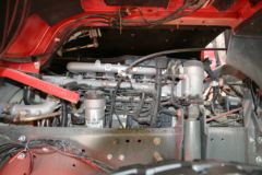 中国重汽 斯太尔M5G重卡 340马力 6X4 5.6米自卸车(ZZ3251N384GD1)