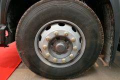 中国重汽 斯太尔D7B重卡 380马力 6X2牵引车(ZZ4253N27C1D1N)