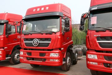 中国重汽 斯太尔M5G重卡 310马力 8X4 9.6米仓栅式载货车(ZZ1313N466GD1)
