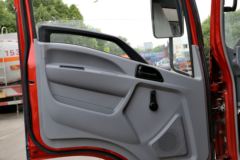 中国重汽HOWO 统帅 129马力 4.2米单排厢式轻卡(ZZ5047XXYF341BD1Y45)