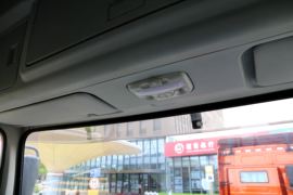 联合V系&nbsp;牵引车驾驶室                                               图片