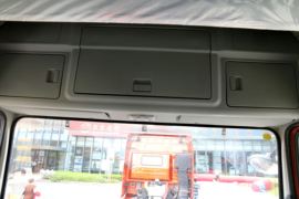 联合V系&nbsp;牵引车驾驶室                                               图片