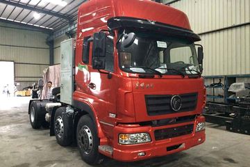东风 特商重卡 375马力 6X2 LNG牵引车(DFE4252VFN)