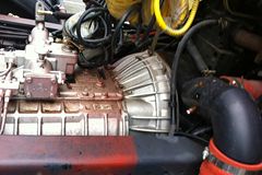 东风新疆(原创普) 重卡 340马力 6X2牵引车(EQ4230WZ4D)