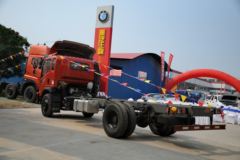 重汽王牌 7系中卡 160马力 4X2 6.1米仓栅式载货车底盘(CDW5121CCYHA1R4)