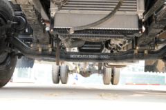 重汽王牌 7系中卡 160马力 4X2 6.1米仓栅式载货车底盘(CDW5121CCYHA1R4)