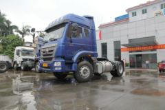 中国重汽 豪瀚J5G重卡 340马力 4X2牵引车(ZZ4185N3613D1)