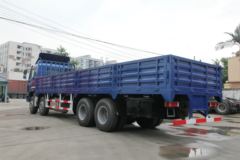 中国重汽 豪瀚J5G重卡 340马力 8X4 9.5米栏板载货车(ZZ1315N4663D1)