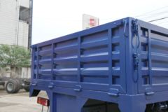 中国重汽 豪瀚J5G重卡 340马力 8X4 9.5米栏板载货车(ZZ1315N4663D1)