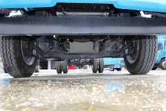 青岛解放 龙V中卡 140马力 4X2 5.8米载货车底盘(CA1100PK2E4A80)