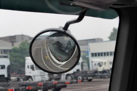 乘龙M3&nbsp;载货车驾驶室                                               图片