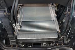 东风柳汽 乘龙M3中卡 190马力 4X2 7.7米单排载货车底盘