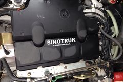 重汽王牌 7系中卡 160马力 4X2 5.8米载货车底盘(CDW1121HA1R4)