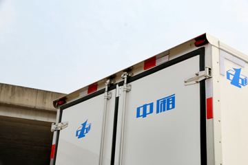 ���� ŷ����3ϵ 118���� 4X2 ��س�ͼƬ