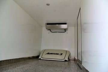 ���� ŷ����3ϵ 118���� 4X2 ��س�ͼƬ