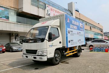 江铃 顺达 高配版 109马力 4.22米单排厢式轻卡(JX5044XXYXG2)