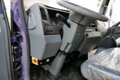 跃进 超越C300-33 125马力 4.1米单排厢式轻卡(德邦蓝 液压尾板)(NJ1041ZFDCMZ) 跃进 超越C300-33 125马力 4.1米单排厢式轻卡(德邦蓝 液压尾板)(NJ1041ZFDCMZ)