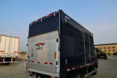 跃进 超越C300-33 125马力 4.1米单排厢式轻卡(德邦蓝 液压尾板)(NJ1041ZFDCMZ) 跃进 超越C300-33 125马力 4.1米单排厢式轻卡(德邦蓝 液压尾板)(NJ1041ZFDCMZ)