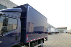 跃进 超越C300-33 125马力 4.1米单排厢式轻卡(德邦蓝 液压尾板)(NJ1041ZFDCMZ) 跃进 超越C300-33 125马力 4.1米单排厢式轻卡(德邦蓝 液压尾板)(NJ1041ZFDCMZ)