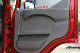 乘龙M3&nbsp;载货车驾驶室                                               图片