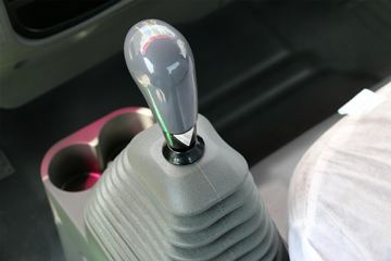 ���� ŷ����3ϵ 118���� 3360��൥���Ῠ����(BJ5049XXY-F6)ͼƬ