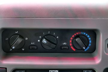 ���� ŷ����3ϵ 118���� 3360��൥���Ῠ����(BJ5049XXY-F6)ͼƬ