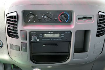 ���� ŷ����3ϵ 118���� 3360��൥���Ῠ����(BJ5049XXY-F6)ͼƬ