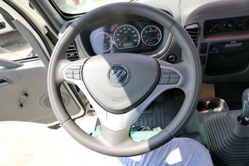 ���� ŷ����3ϵ 118���� 3360��൥���Ῠ����(BJ5049XXY-F6)ͼƬ