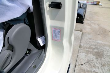 ���� ŷ����3ϵ 118���� 3360��൥���Ῠ����(BJ5049XXY-F6)ͼƬ