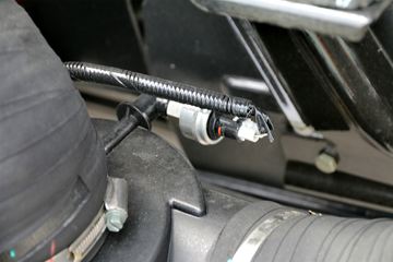 ���� ŷ����3ϵ 118���� 3360��൥���Ῠ����(BJ5049XXY-F6)ͼƬ