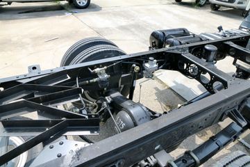 ���� ŷ����3ϵ 118���� 3360��൥���Ῠ����(BJ5049XXY-F6)ͼƬ