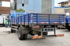 江淮 帅铃H中卡 154马力 4X2 6.2米排半栏板载货车(HFC1130P71K1D4V)