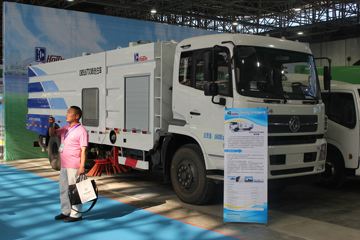 东风商用车 天锦 180马力 4X2扫路车(海德牌)(CHD5167TXSN5)