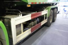 福田 欧曼GTL 9系重卡 336马力 6X4 5.6米自卸车(新型渣土车)(BJ3259DLPJB-XC)