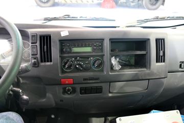 ���� ˧��Q3 116���� 4X2 ������(խ��3360����)ͼƬ