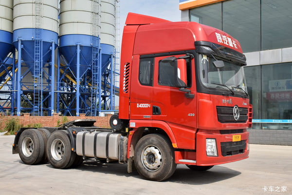 陕汽重卡 德龙X3000 轻量化钜惠版 400马力 6X4 CNG牵引车(SX42584U384T)