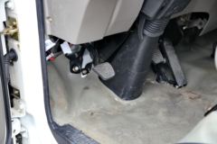 江铃 凯锐800 122马力 4.1米单排厢式轻卡(JX5047XXYXG2)