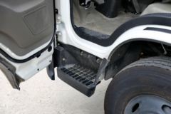 江铃 凯锐800 122马力 4.1米单排厢式轻卡(JX5047XXYXG2)